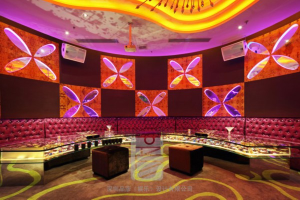 茶香成都，警察哥哥的养生时光(成都警察叔叔)